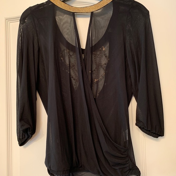 Black half sleeve top - Picture 2 of 2